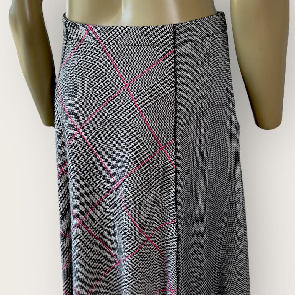 Cato Plaid Flare Midi Skirt Size M Gray Pink High Low Stretchy Ponte Knit Pullon - Picture 8 of 13